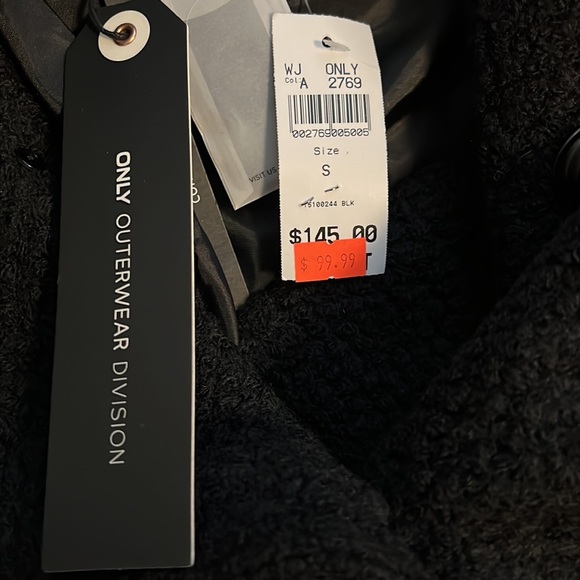 Gorgeous brand new winter jacket! - Picture 7 of 7